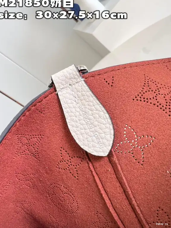 VUITTON LOUIS MM BLOSSOM 0513